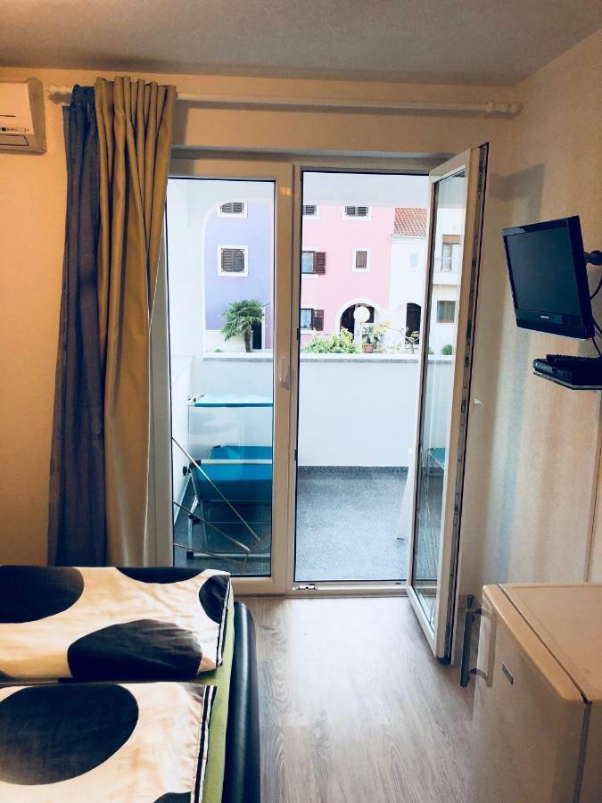 Guest House Jadro Rovinj Luaran gambar